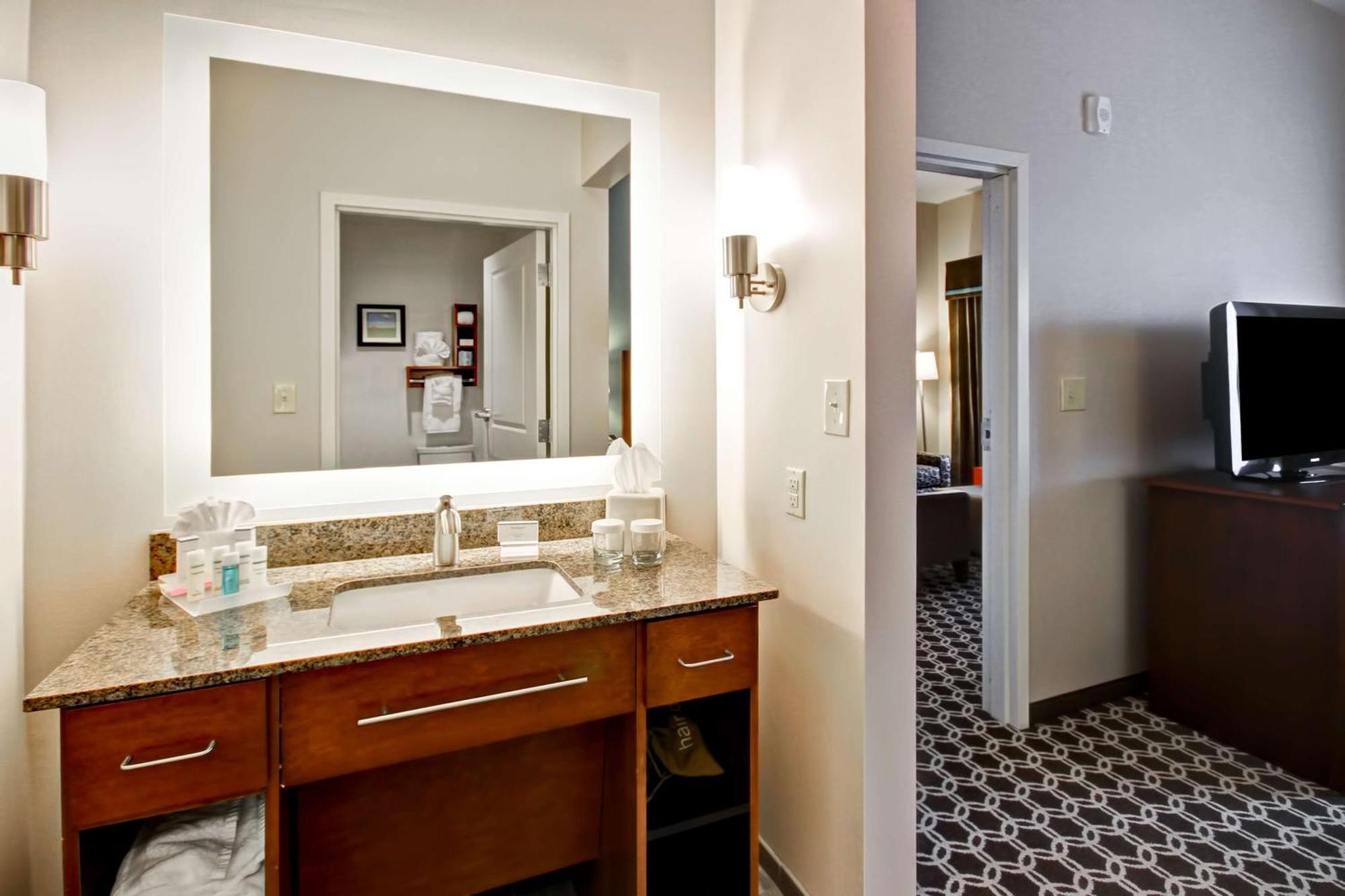 Homewood Suites By Hilton Грийли Екстериор снимка